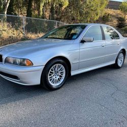 2003 BMW 5 Series 530i