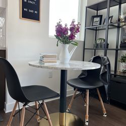 Bistro Table With 2 Chairs 