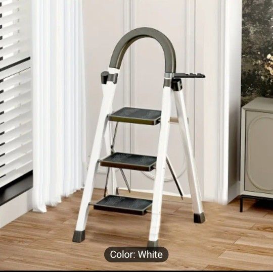 New In box White 3-step Ladder