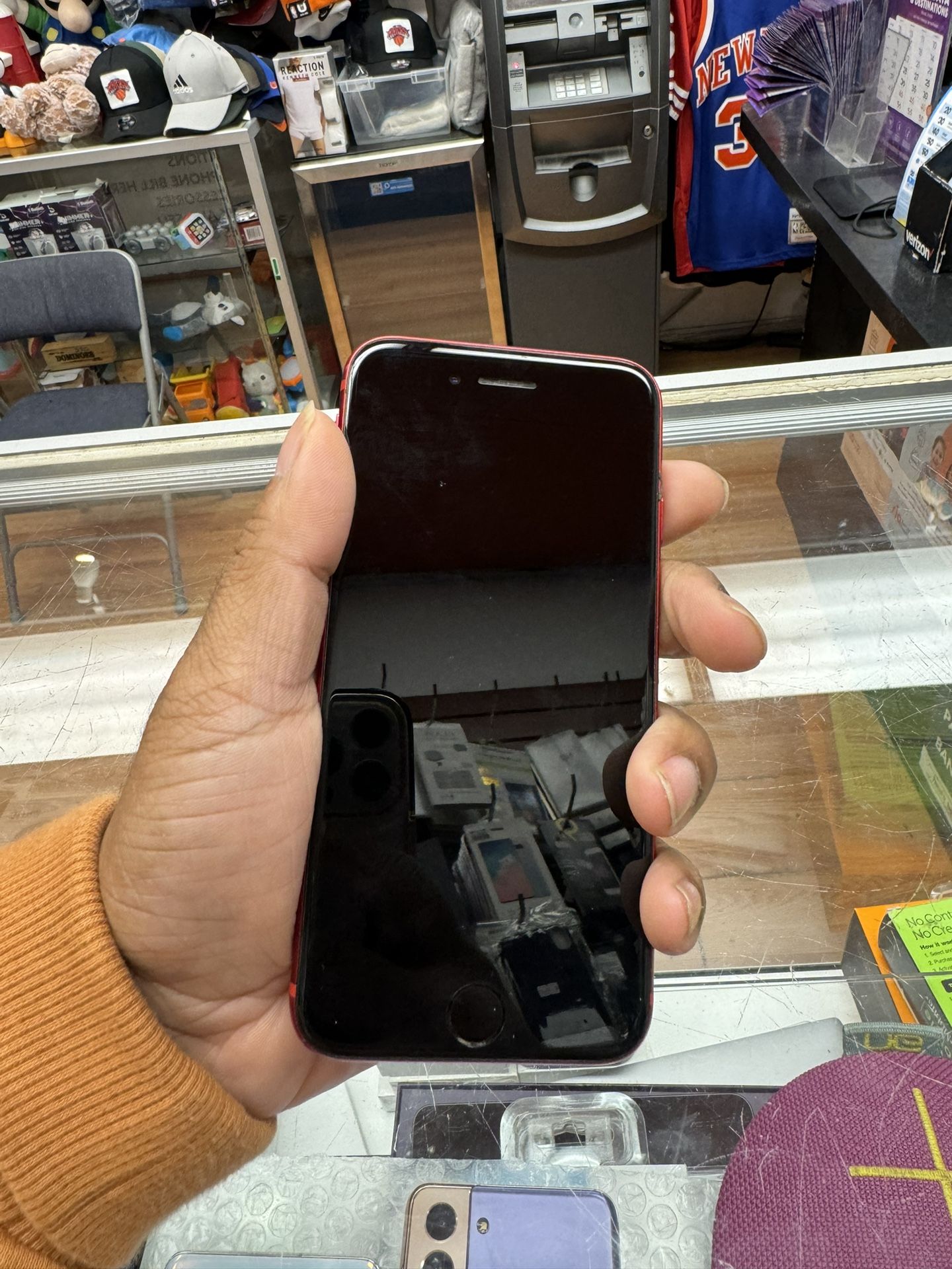 Apple iPhone SE 2nd Generation 64gb Red Unlocked 