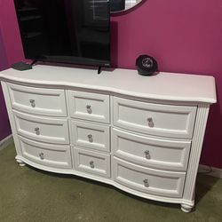 White Solid Wood Dresser
