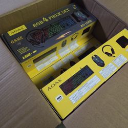 AOAS 4 PIECE PC GAMING SET (6)