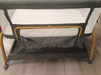3-in-1 Baby Bassinet, Bedside Sleeper & Rocking Bassinet