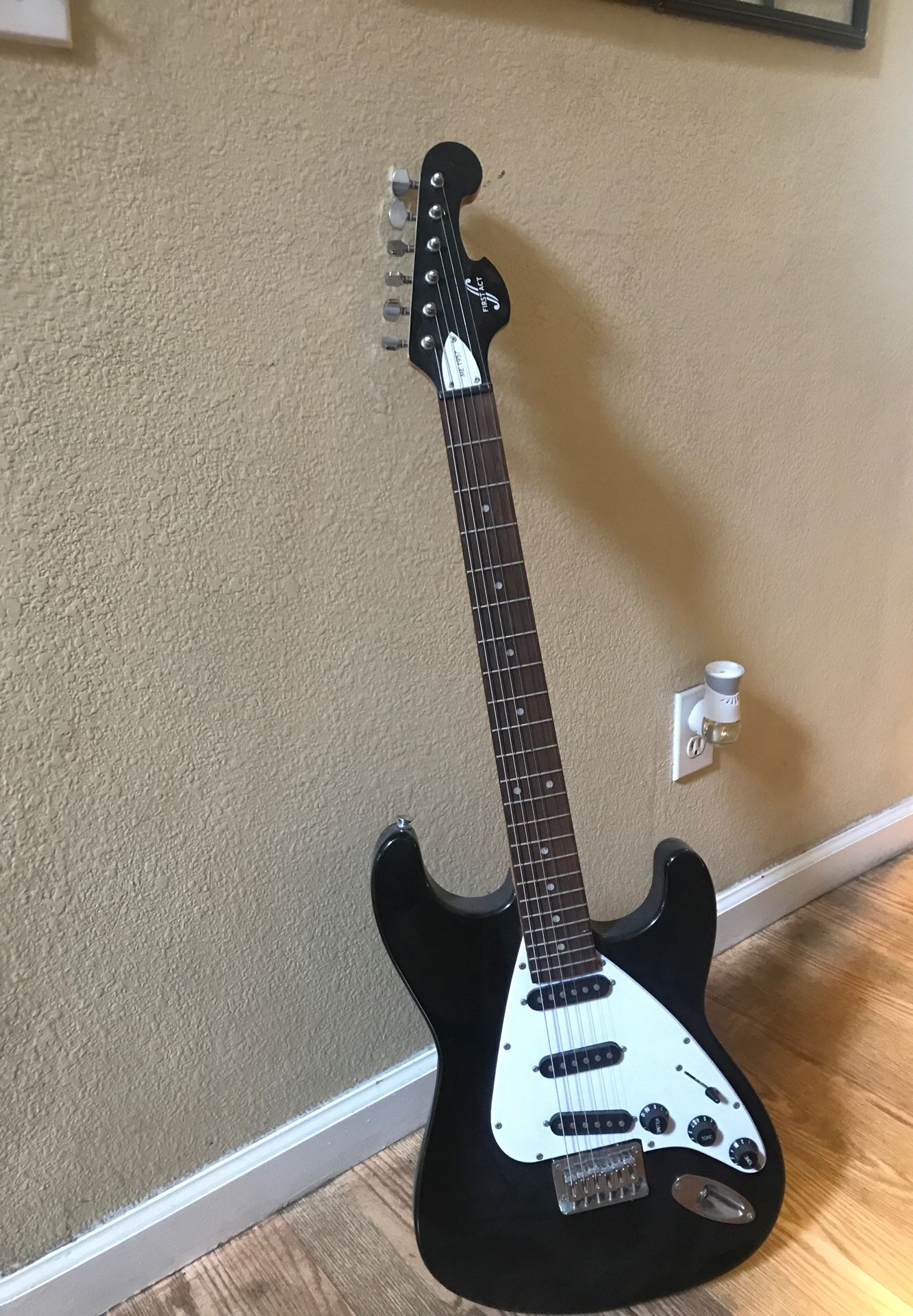 Beginners First Act Electric Guitar