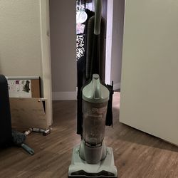 Dust Devil Endura Express Vacuum - Mint