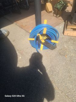 Air hose reel
