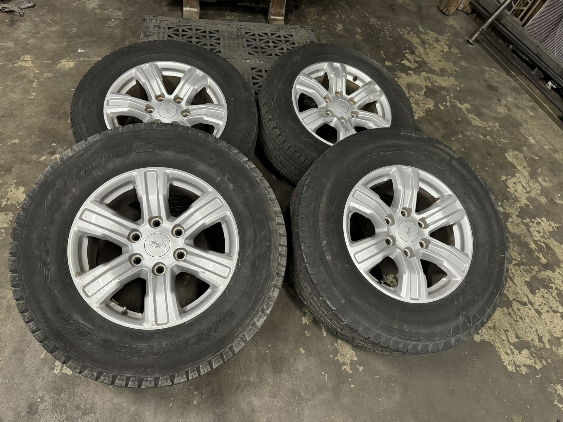 Ford Ranger 19-24 Factory Wheel Take Offs