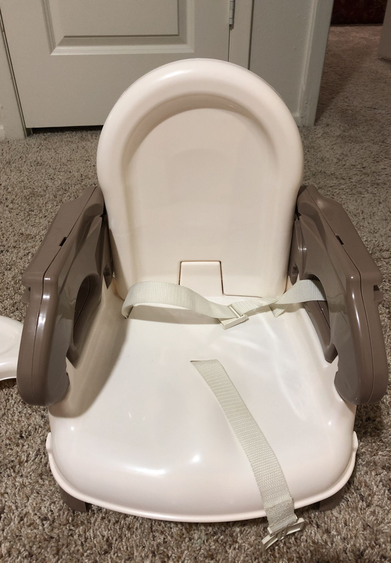 Baby comfort folding booster seat