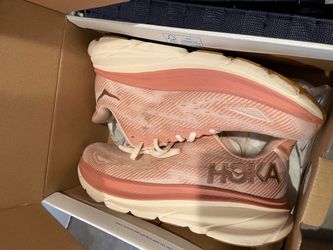 HOKA Clifton 9