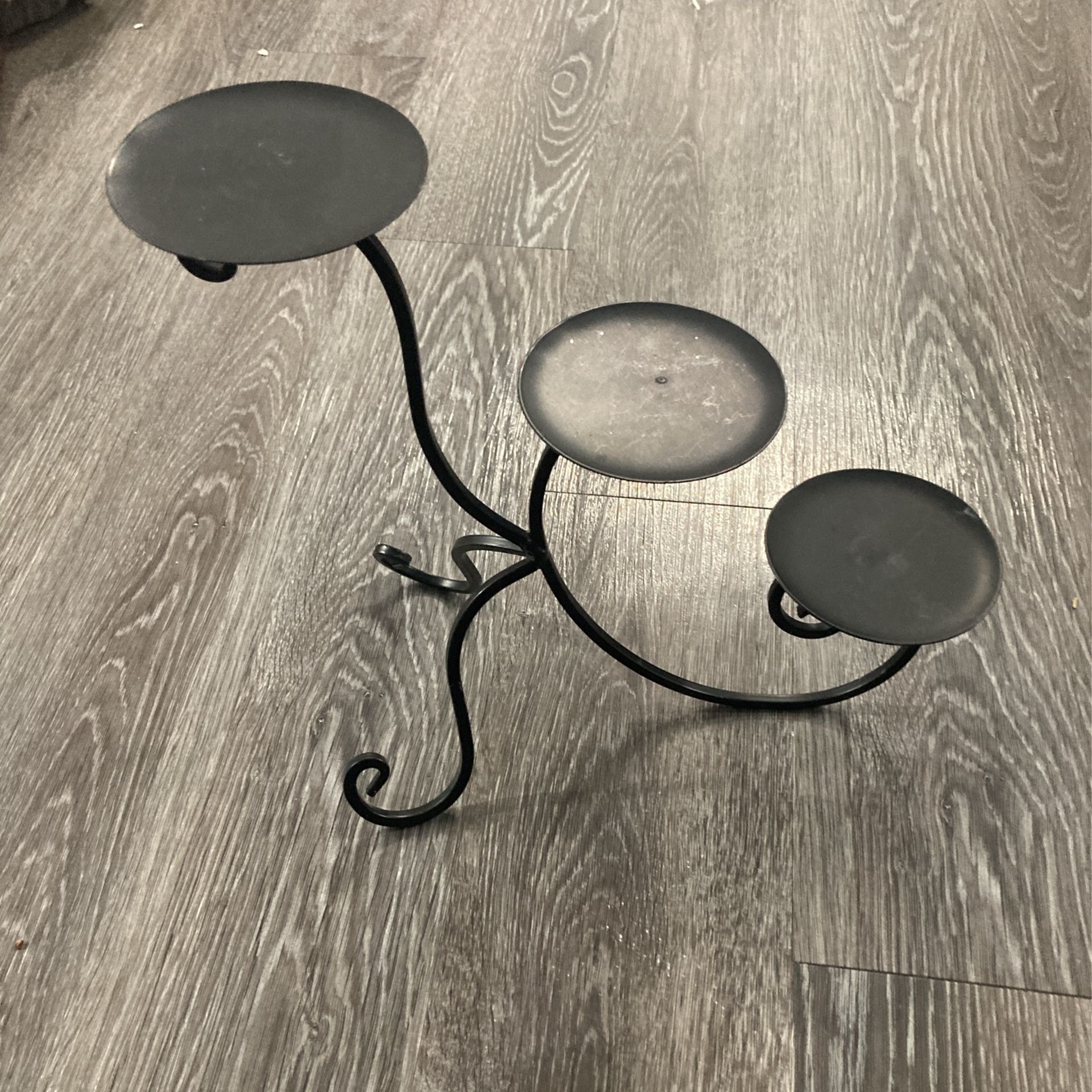 3 Candle Holder