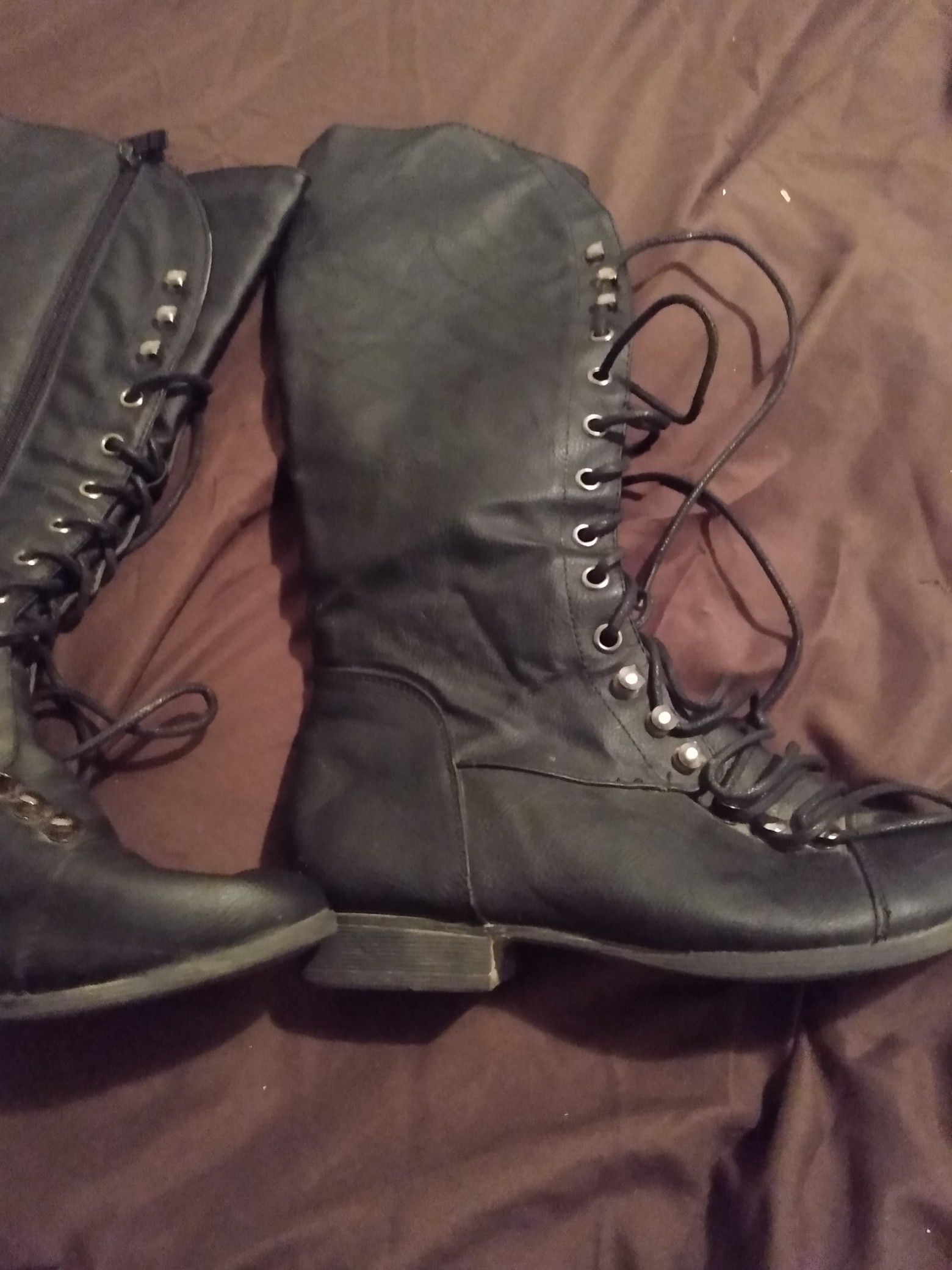 Girl boots