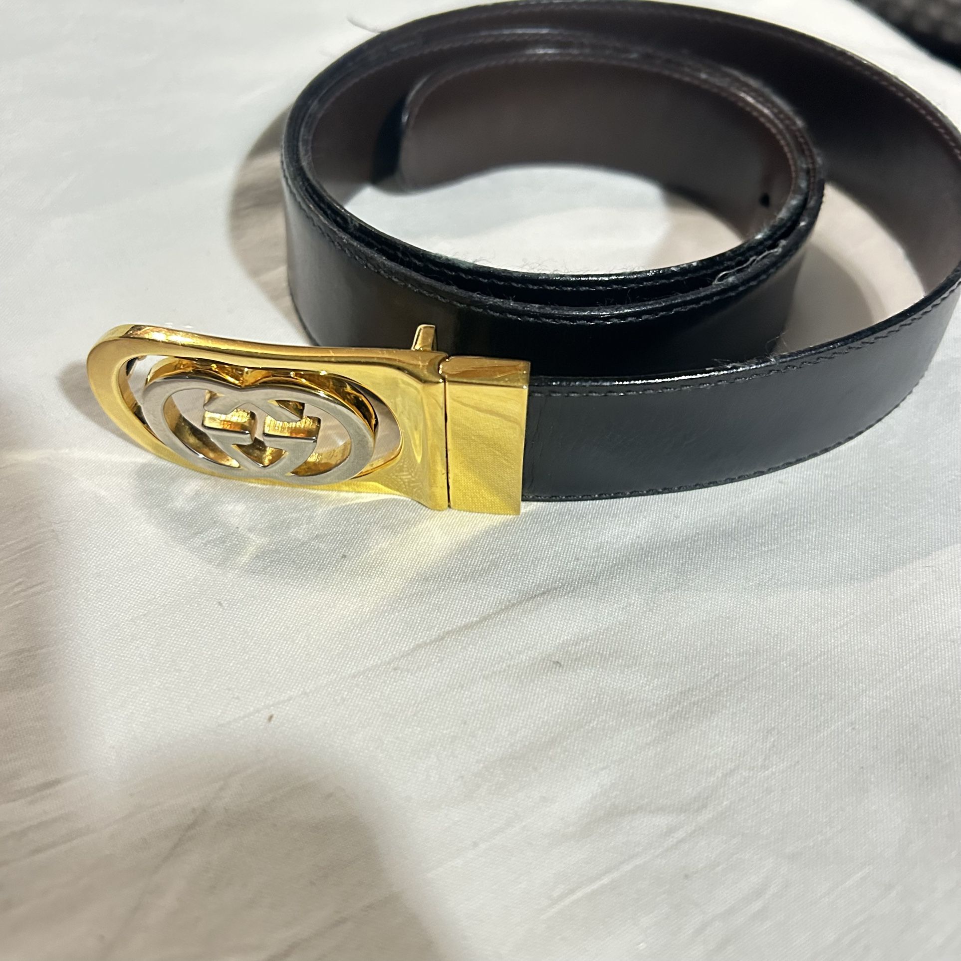 Gucci GG Womans Leather Belt