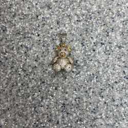 14KT GOLD TEDDY BEAR 