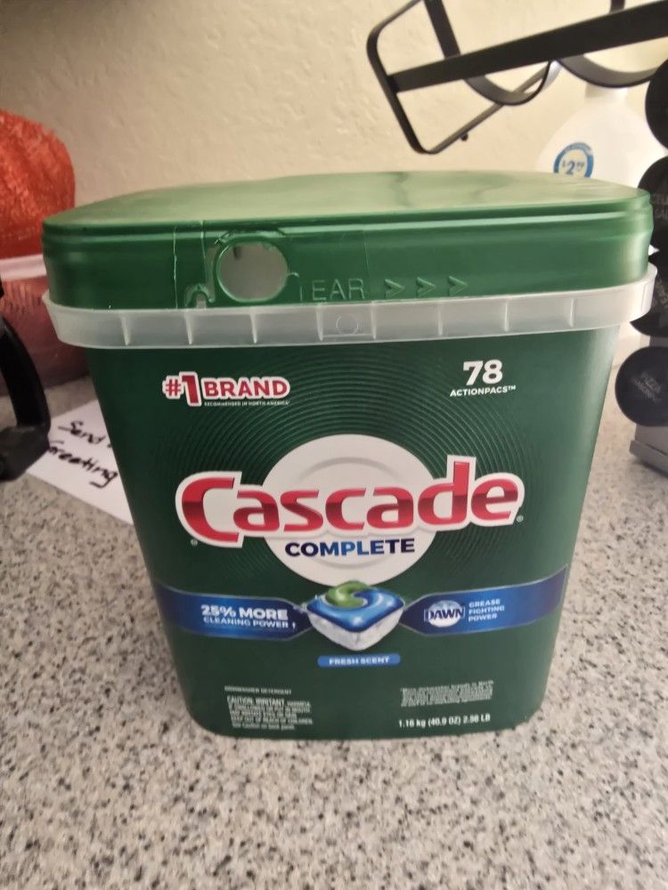 Shop all Cascade
Cascade Fresh Scent Complete Pods Dishwasher Detergents