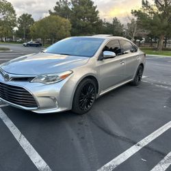 2016 Toyota Avalon Limited 
