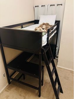 Bunk Bed with Built-In Desk / Litera con Escritorio Integrado