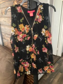 Womans Tank Size 2XL