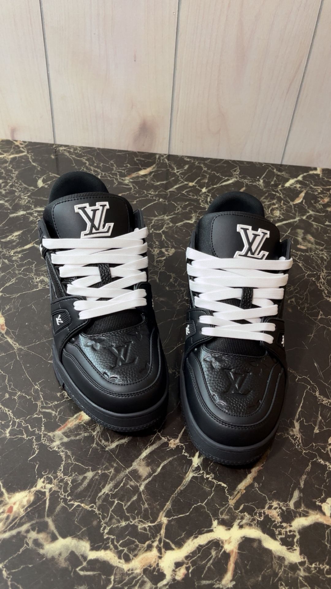 New Louis Vuitton Trainers with Extra White laces