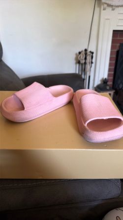 Girls shoes