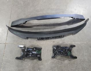 Ford F-150 F150 Front Bumper Bracket , Brackets , Lower Valance , Bumper Reflector (all front end parts) 2025 2026 Part $350 for everything