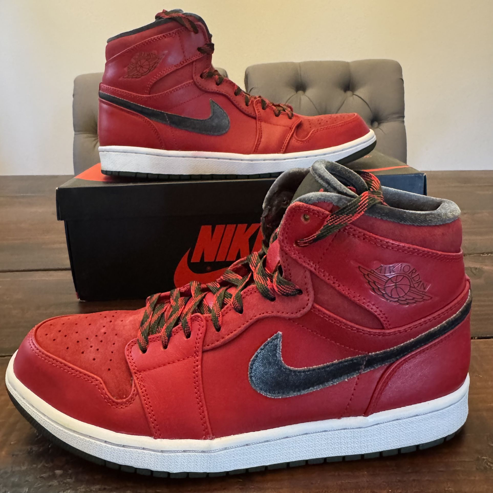 Jordan 1 Retro High Premier Gucci Shoes