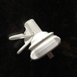 5 gallon bottle pour caps 2pcs