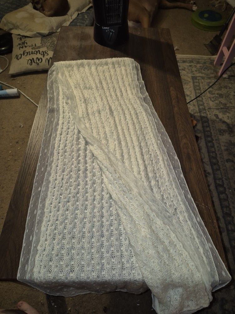 Women's White Scarf