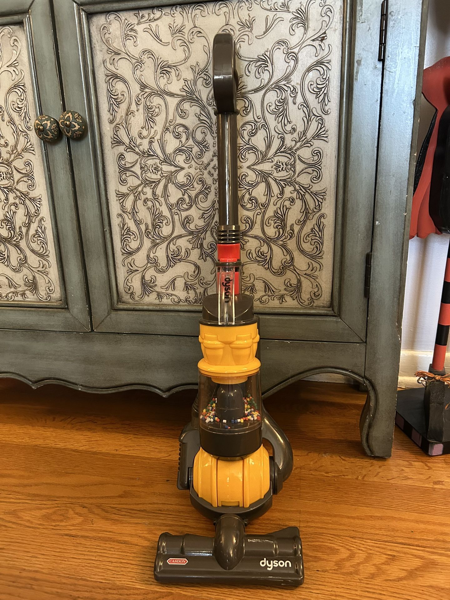 Toddler Dyson Vacuum Cleaner