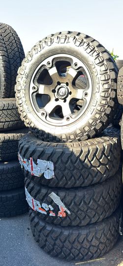 WHEELS FUEL 18x9 TOYOTA TACOMA CHEVY