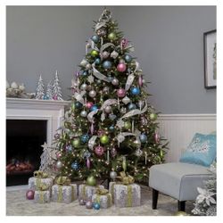 National Tree Company Pre-Lit 'Feel Real' Artificial Full Christmas Tree, Green, Frasier Grande, White Lights, Includes Stand, 7.5 Feet
