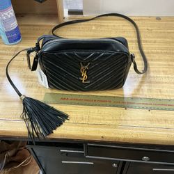 “worn” Saint Laurent Black Calfskin Matelasse Camera Bag