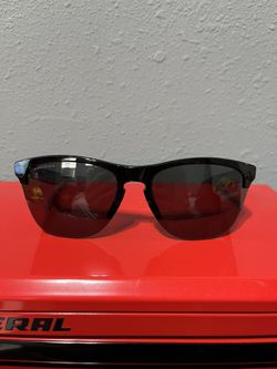 Oakley Prizm Sunglasses