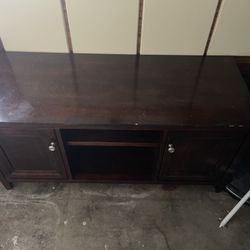 Tv Stand (free)