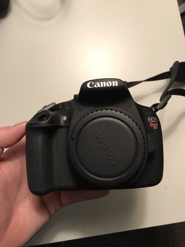 Canon EOS Rebel T5- with 2 lenses
