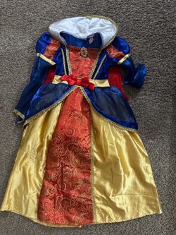 Snow White costume
