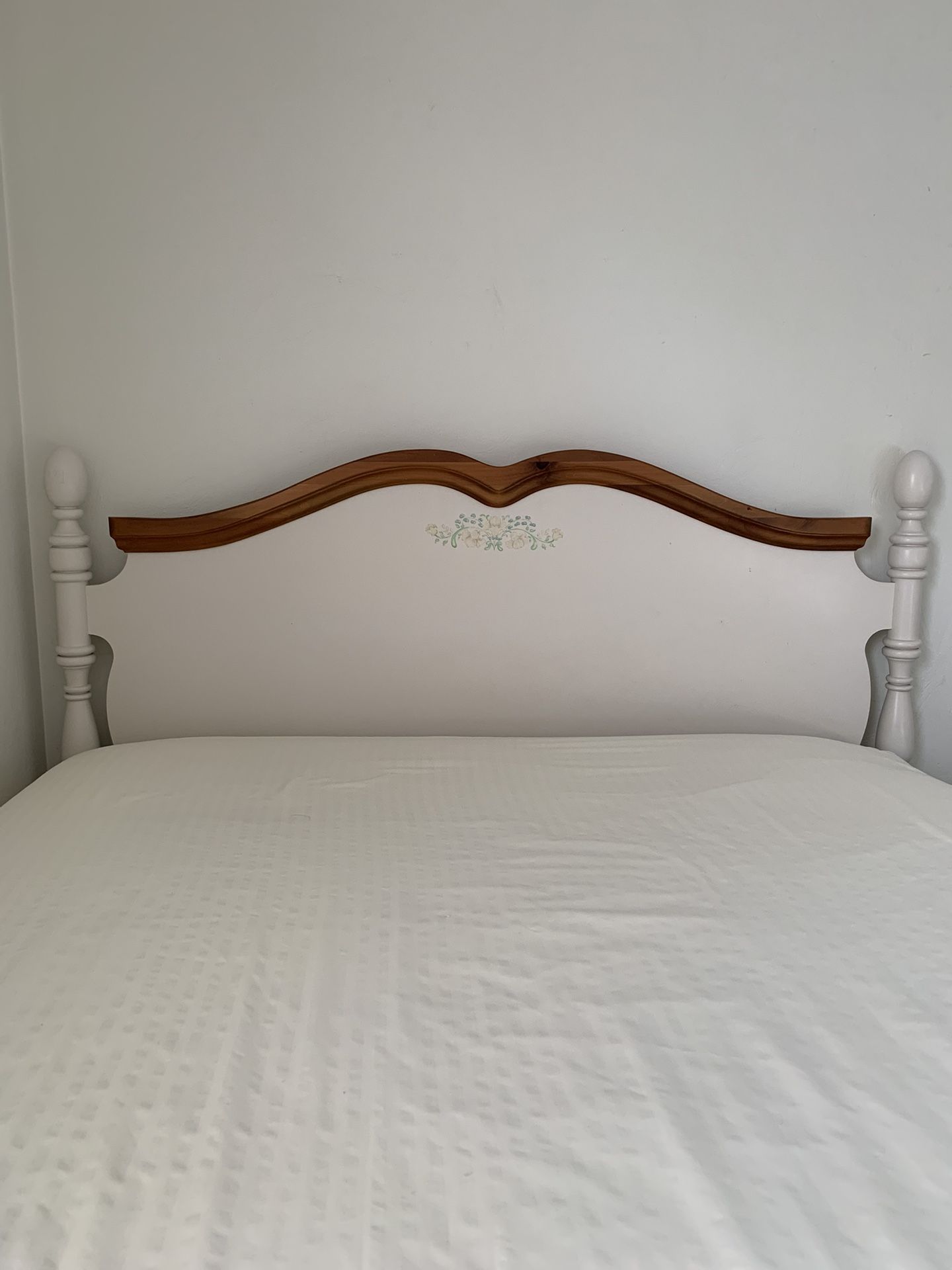 Beautiful Girls Queen/Full Size Headboard And Desk