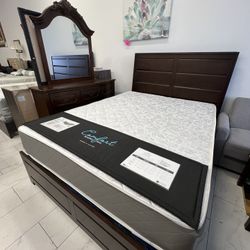 Oberreit Bed Set