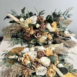 Boho Floral Arrangements 