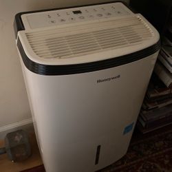 Honey Well Dehumidifier 