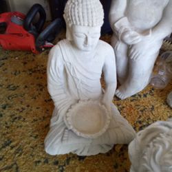 Statue New