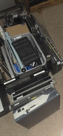 computer stuff $20 ea alot stuff from closed Satellite store