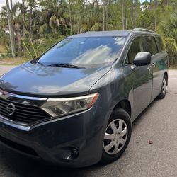 2012 Nissan Quest (Rebuilt Title)