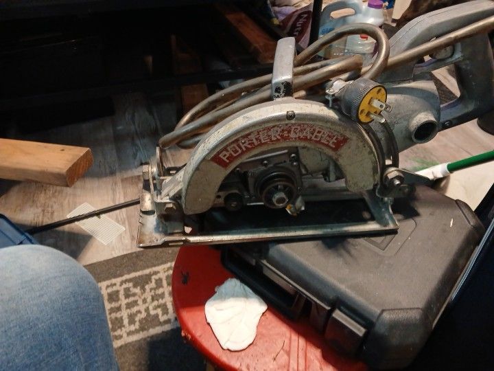 Porter Cable Antique Saw 20$