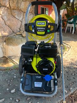RYOBI
3300 PSI 2.4 GPM Cold Water Gas Pressure Washer with 212cc Engine