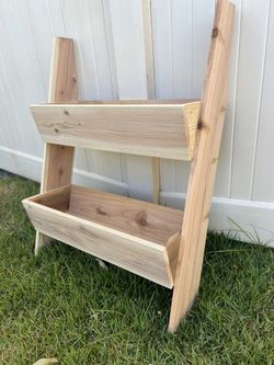 2-tier Leaning Ladder Planter