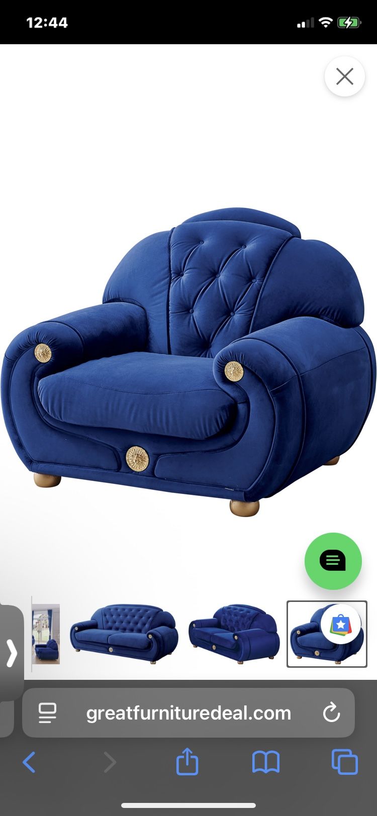 Beautiful 3 Piece Living Room Set $800 Obo