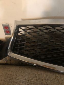 Infiniti Q50 grill