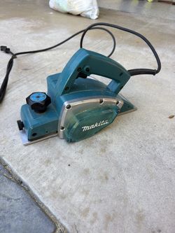 Makita N1900B 3-1/4" Power Planer w/ Original Hard Case