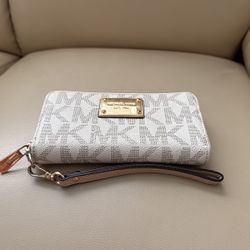 Michael Kors wallet