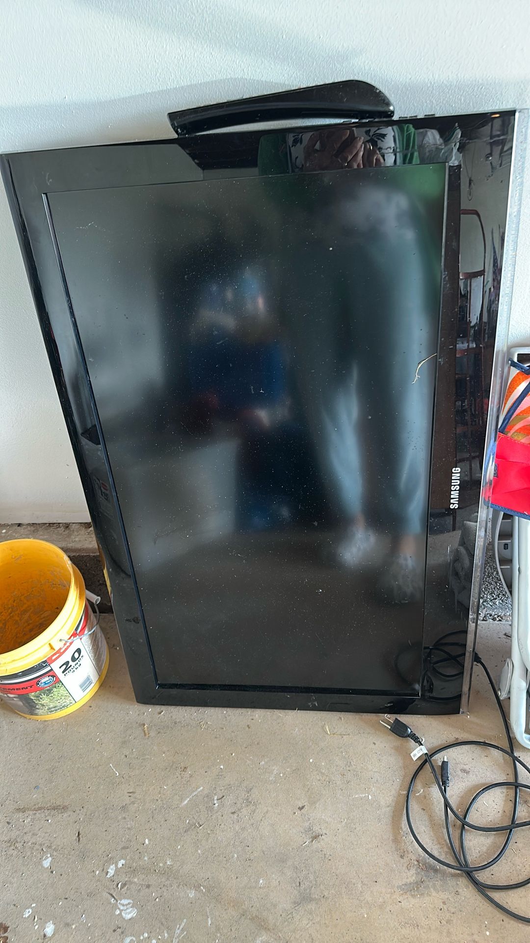 Samsung tv 36”